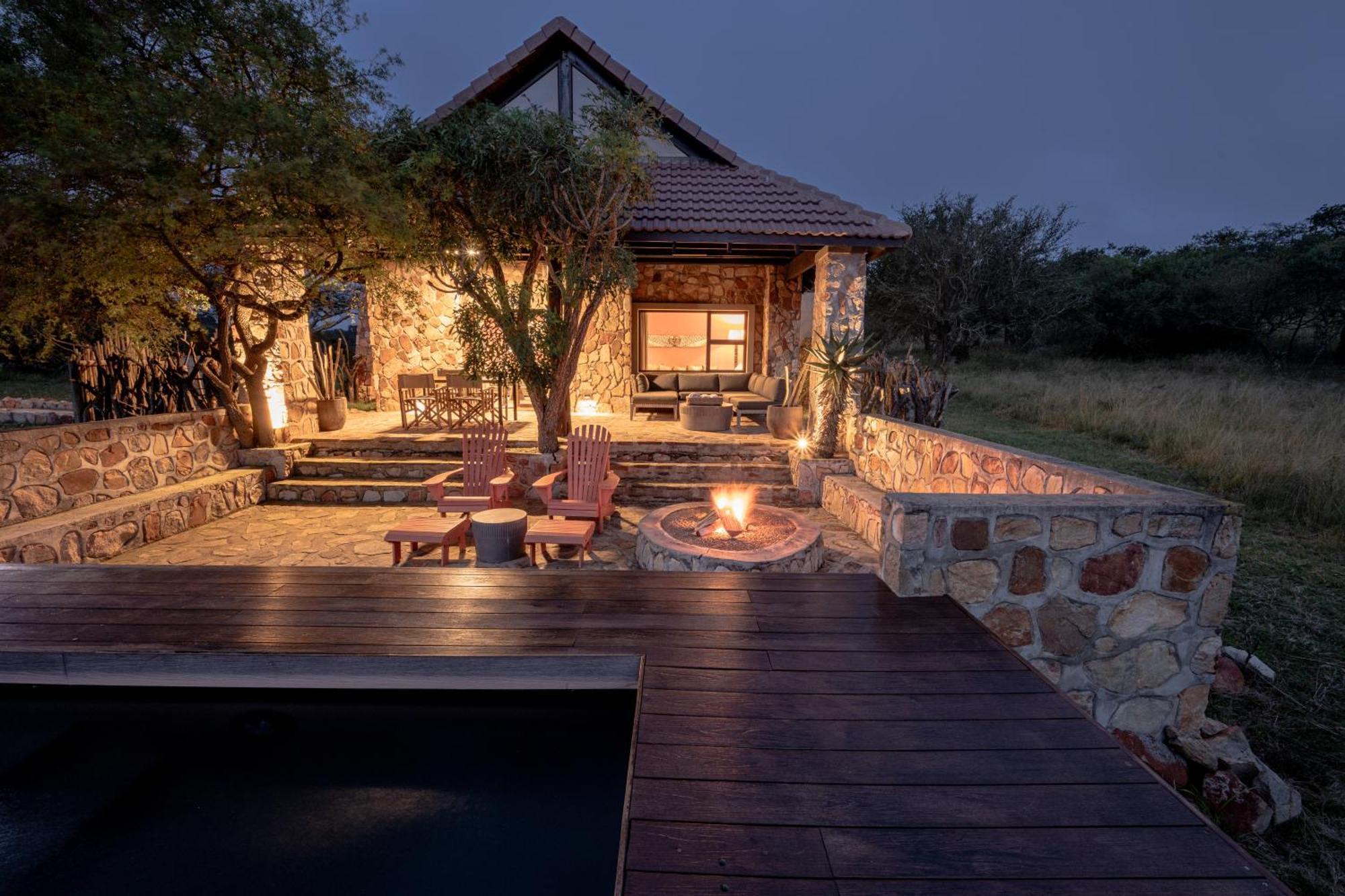 Zulu Rock Lodge - Babanango Game Reserve Ulundi Eksteriør billede