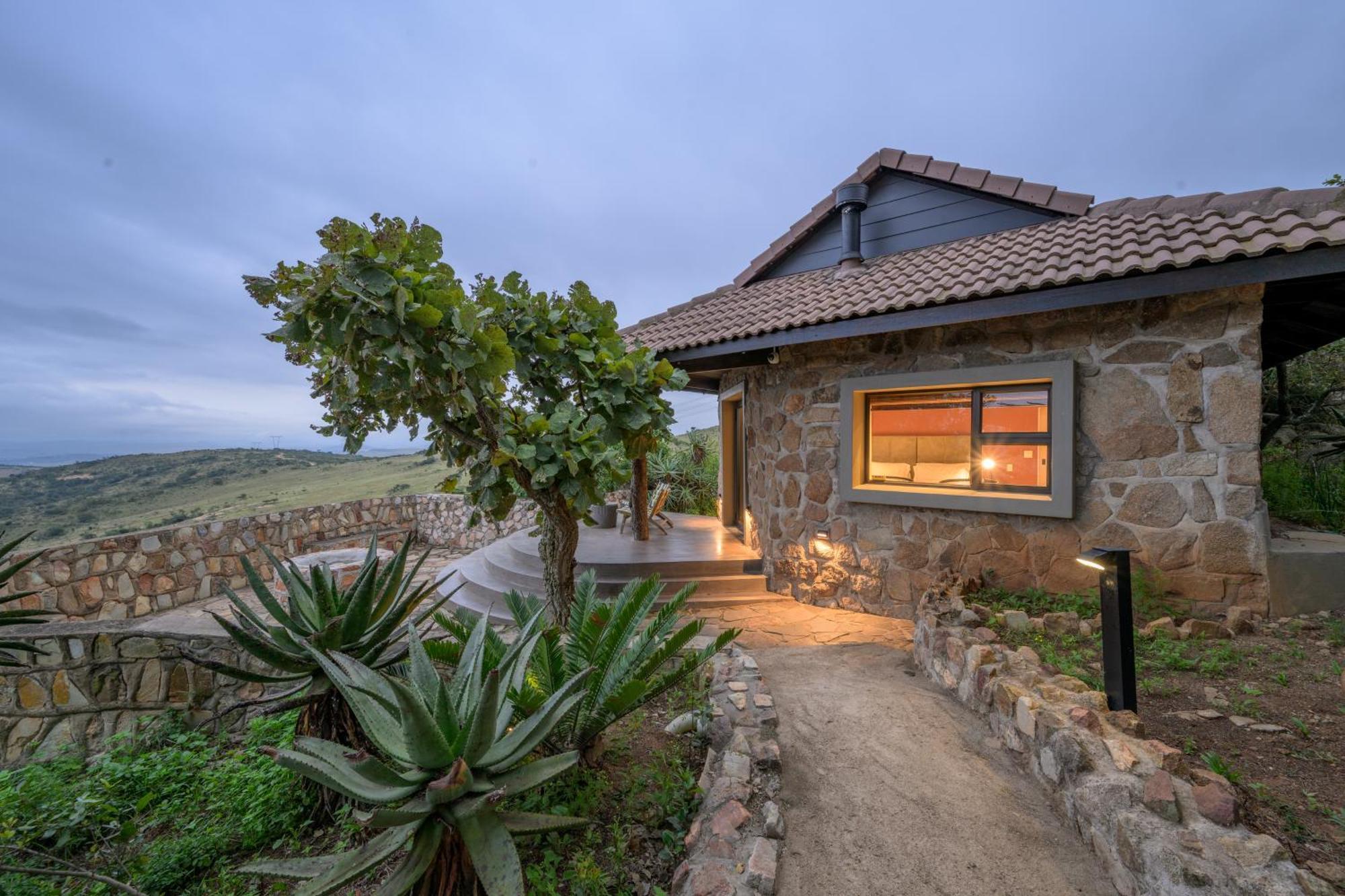 Zulu Rock Lodge - Babanango Game Reserve Ulundi Eksteriør billede