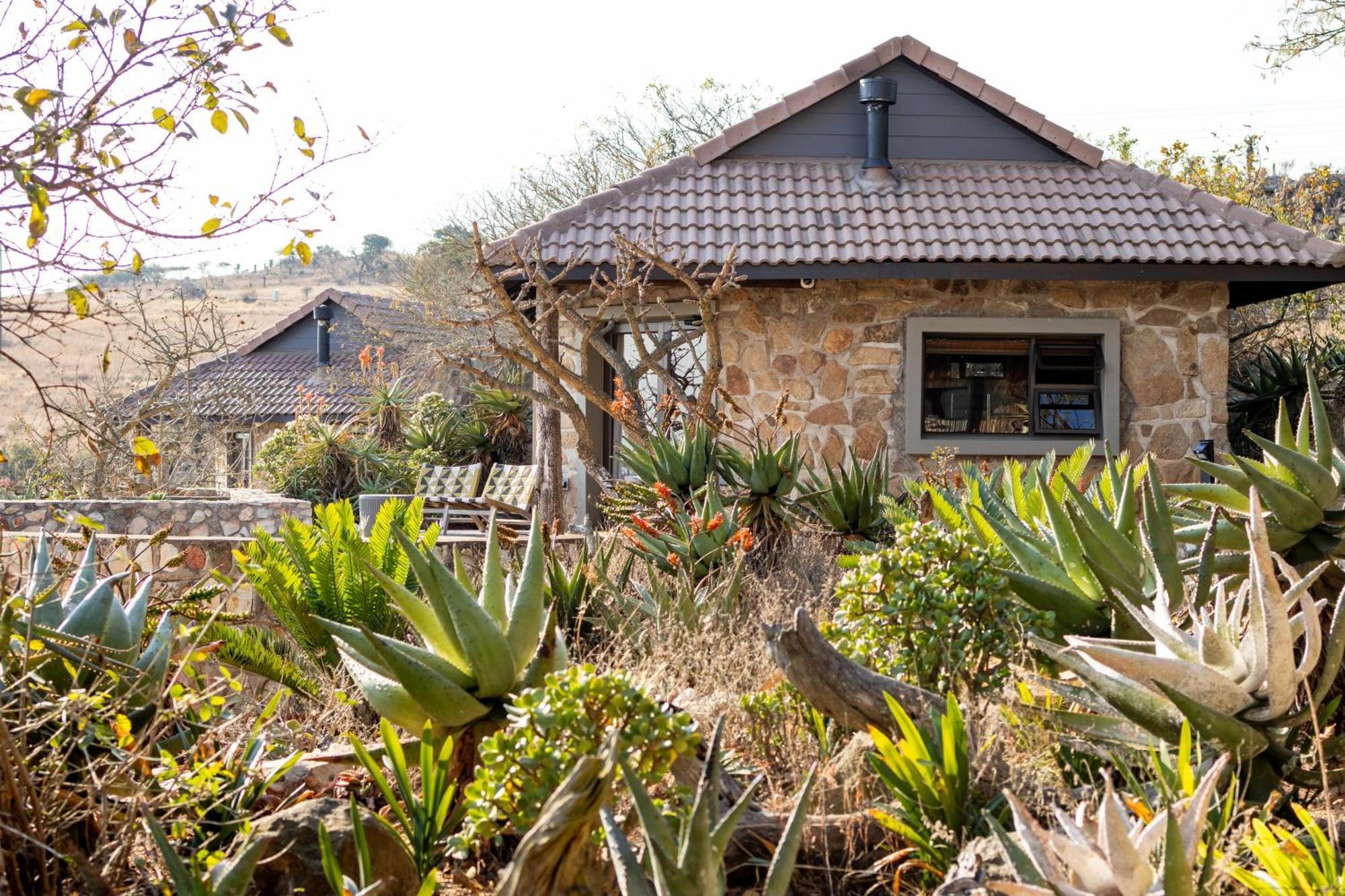 Zulu Rock Lodge - Babanango Game Reserve Ulundi Eksteriør billede